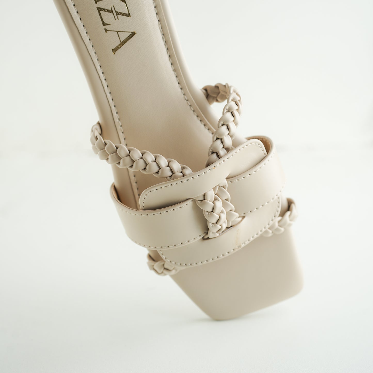 Hiza Butterfly - Beige