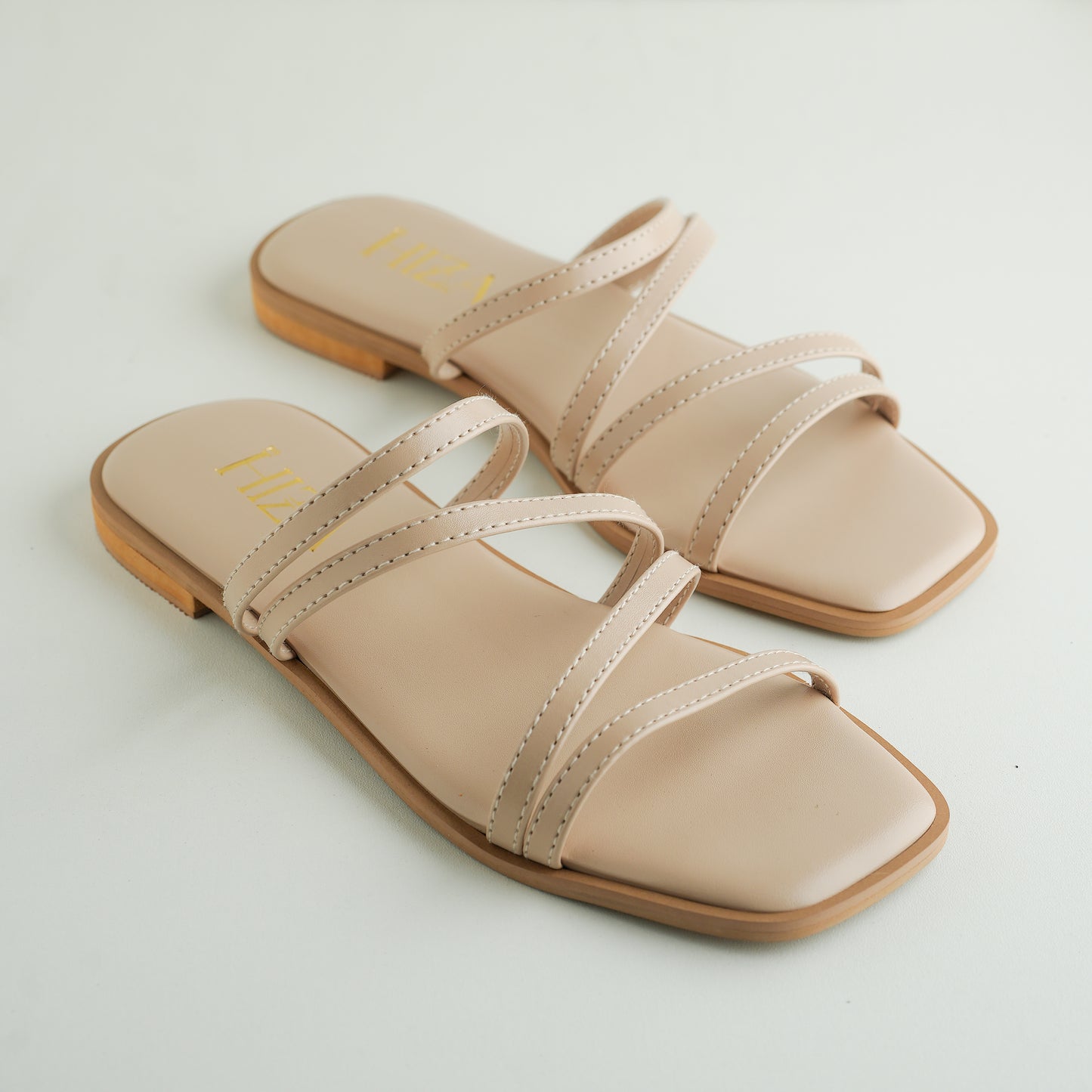 Hiza Luxe Stride - Beige
