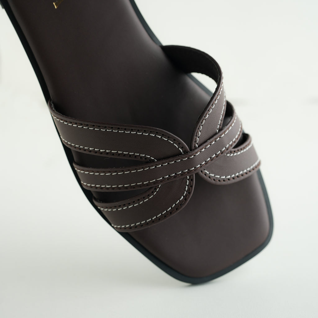 Hiza Comfort Glide - Dark Brown