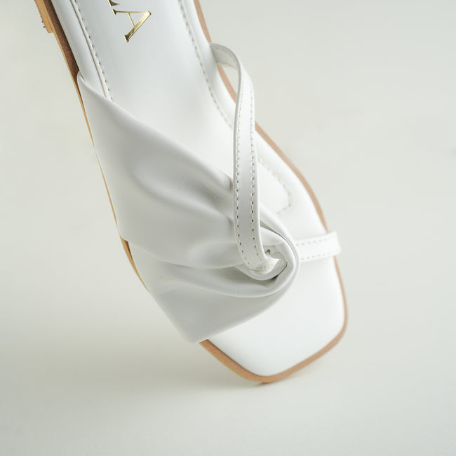 Hiza Lilac Luxe - White