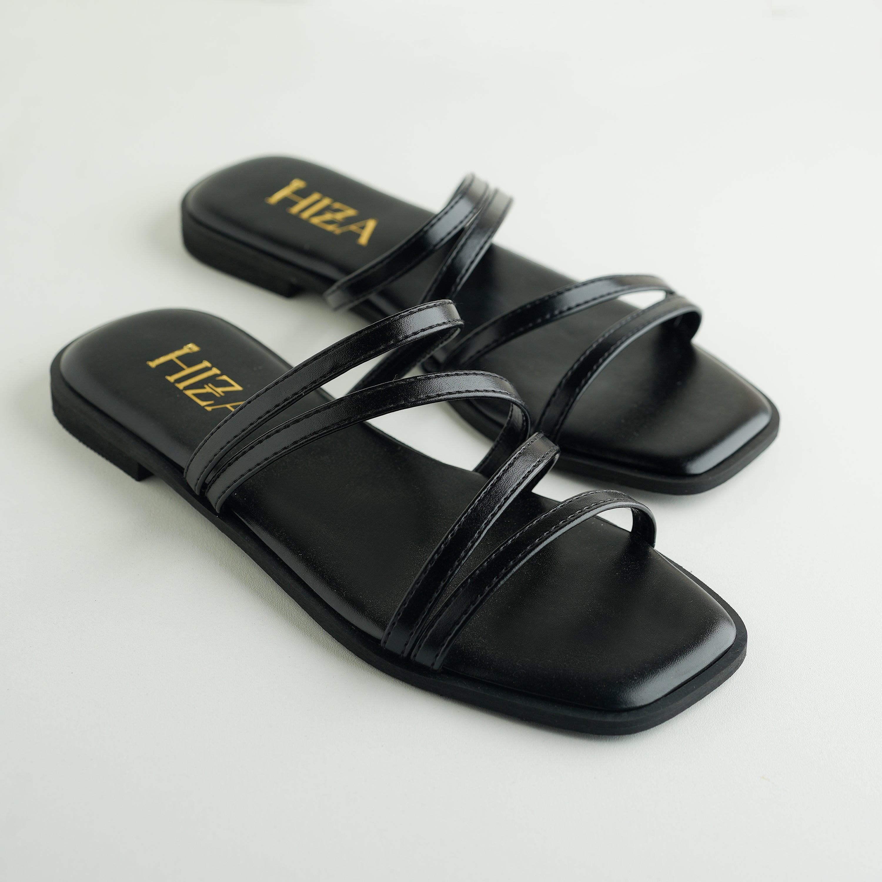 Hiza Luxe Stride - Black