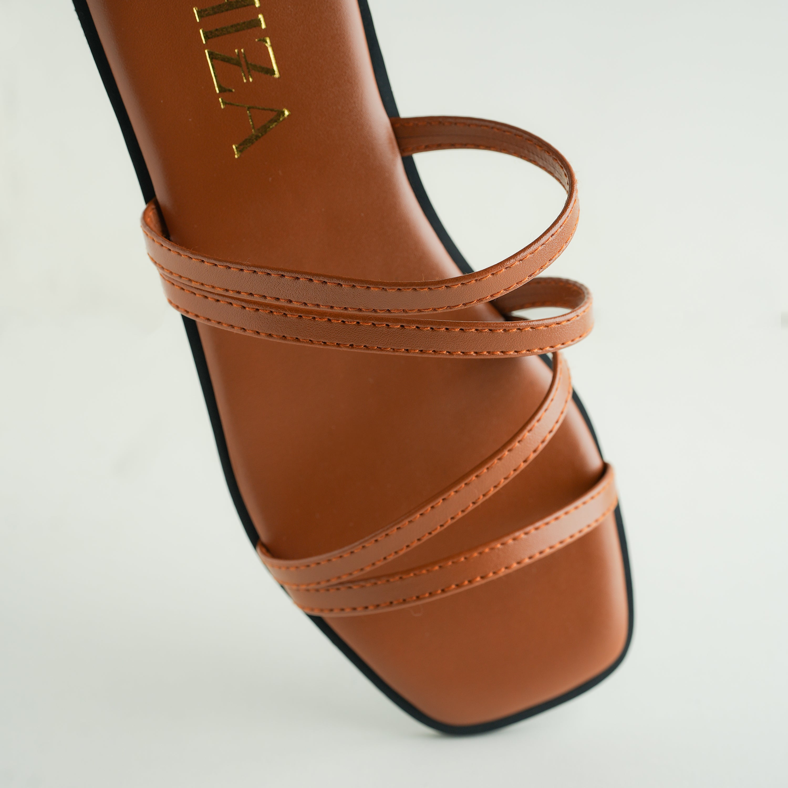 Hiza Luxe Stride - Brown