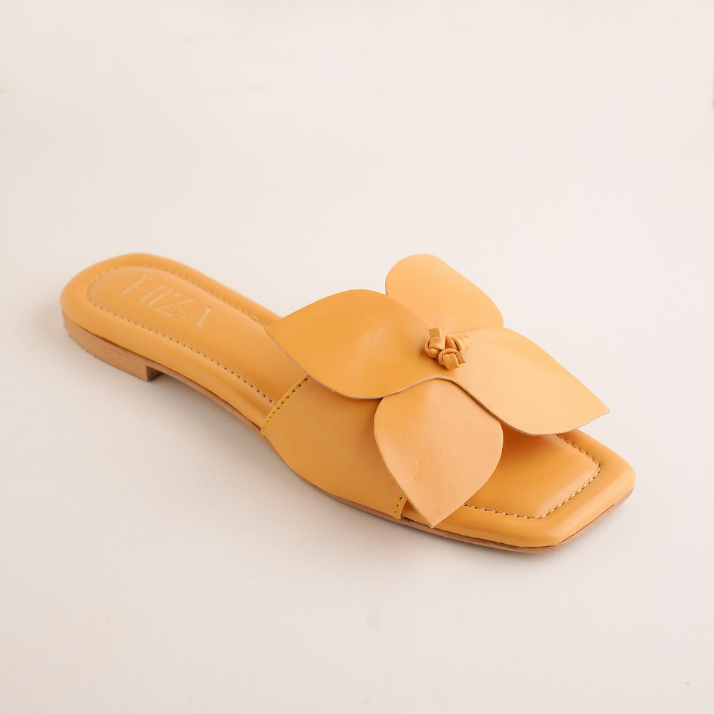 Hiza Fire Lily - Yellow