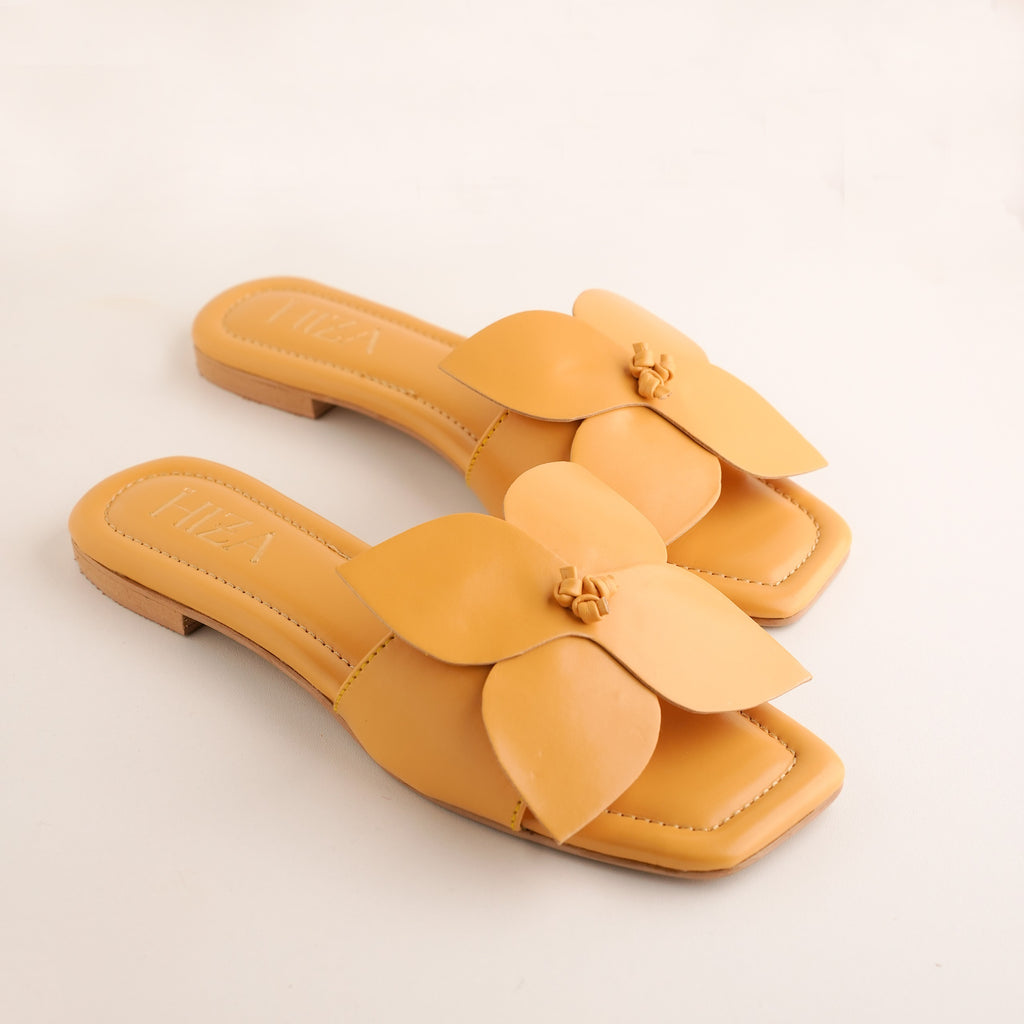 Hiza Fire Lily - Yellow